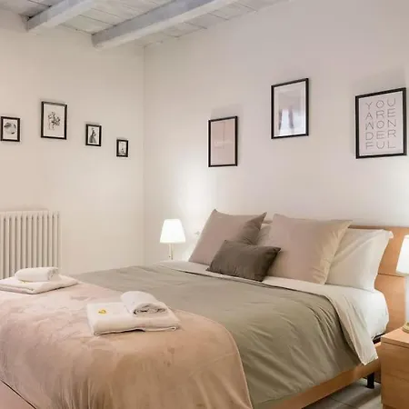 Astra - Center Apartment