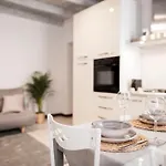 아파트 Astra - Center *